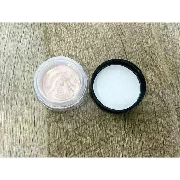 BareMinerals Original Mineral Veil Finishing Powder Translucent Mini Travel Size - Picture 4 of 4